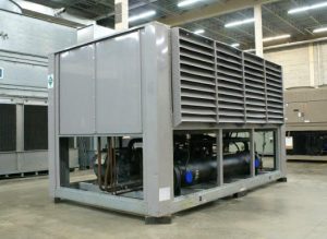 Used carrier 110 ton air cooled chiller 2004  4