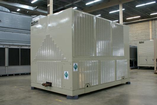 Used mcquay 90 ton air cooled chiller 2005  4
