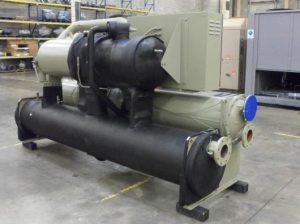 Used trane 180 ton water cooled chiller 1999  3