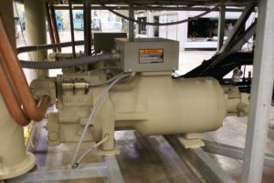 Used trane air cooled chiller 90 tons 2003a  6